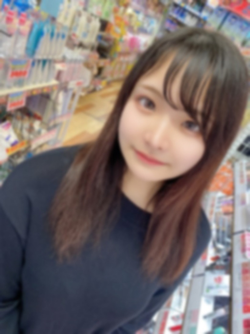 FC精品无码PPV_声優志望の黒髪妹系清楚系女子を言葉巧みに騙しAV出演